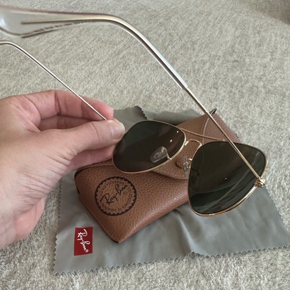 Aviator Classic Sunglasses main image 4
